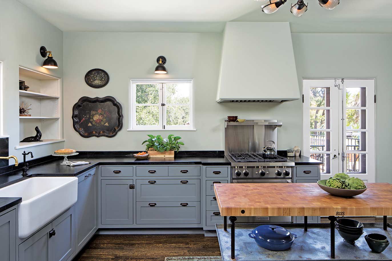 Custom Mediterranean Style Kitchen Designed by HartmanBaldwin Custom Mediterranean Style Kitchen Designed by HartmanBaldwin